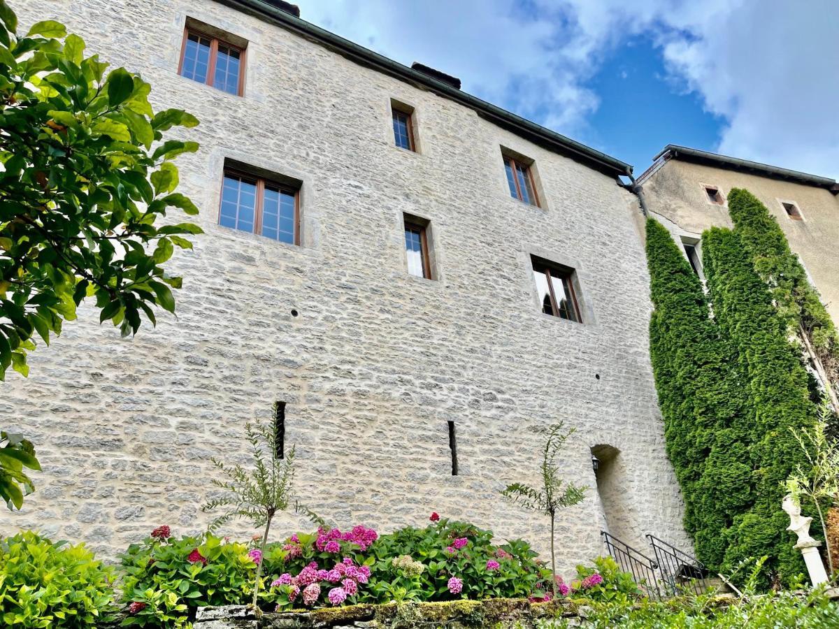 Manoir Saint-Pierre Bed & Breakfast Villersexel Bagian luar foto